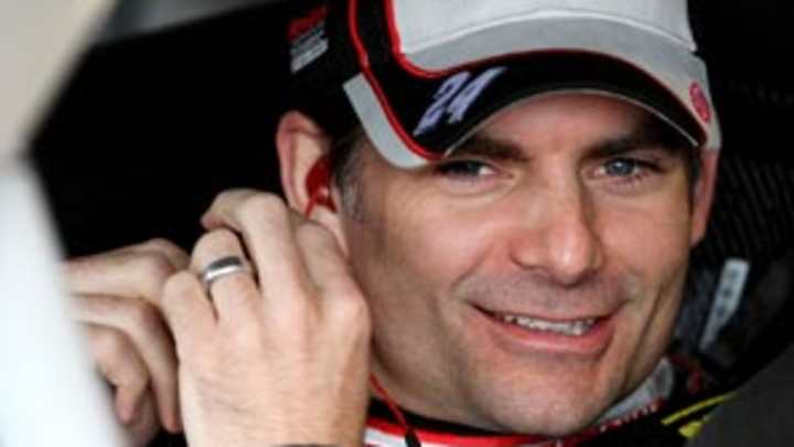 Gordon, Stewart favored as NASCAR hits Indy