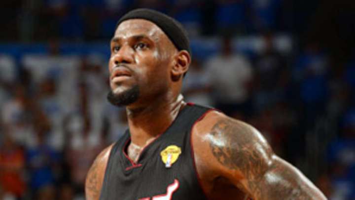 LeBron, Tiger shoot for redemption after publicly hitting rock bottom