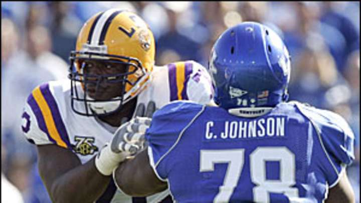 Handing out hardware