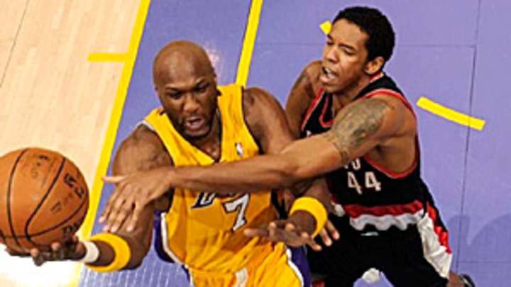 Three's a crowd at small forward, but Lakers are managing just fine