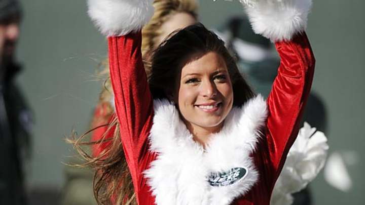 NFL Cheerleaders: Week 15