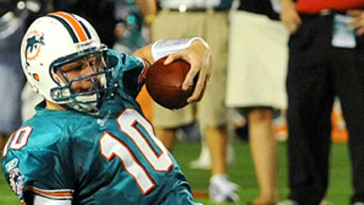 Pennington to replace Henne as Dolphins starting quarterback
