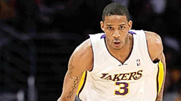 Ariza gives Lakers another weapon