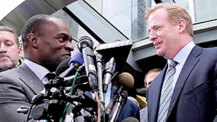 Biggest NFL stories of 2011