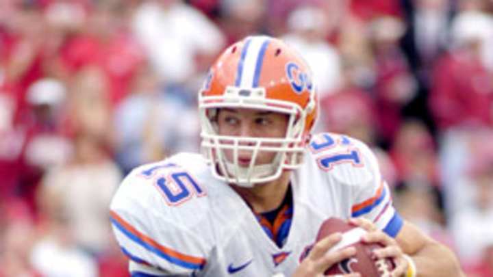 Tebow searching for Heisman form Tebow searching for Heisman form