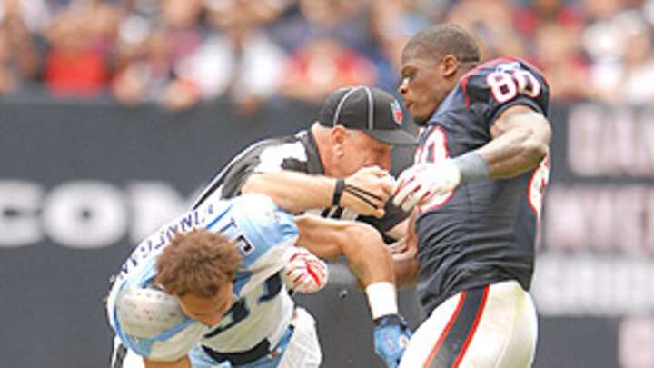 MMQB Mailbag: NFL not deterring players from fights with small fines
