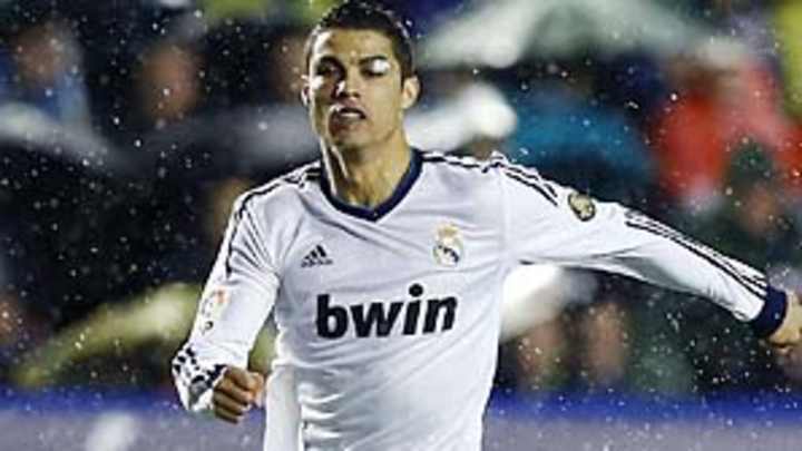 Eye injury keeps Ronaldo out of Portugal game