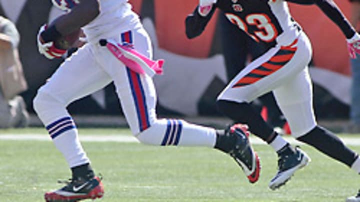 Stevie Johnson complains about overturned call