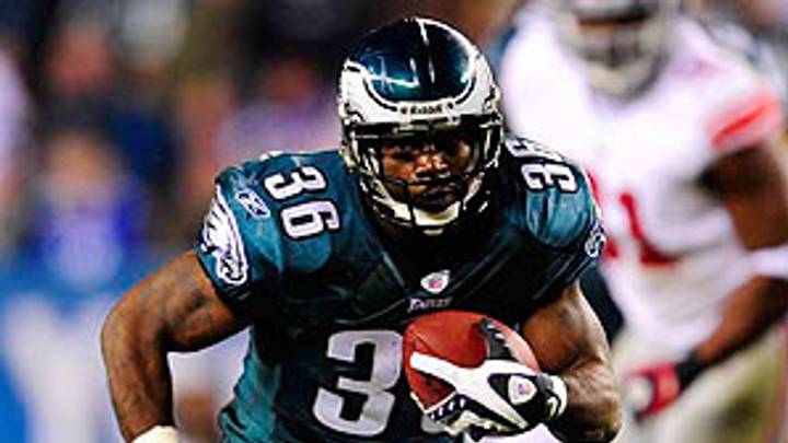 Scouts' Buzz: Philosophical shift rejuvenates Eagles' playoff chances