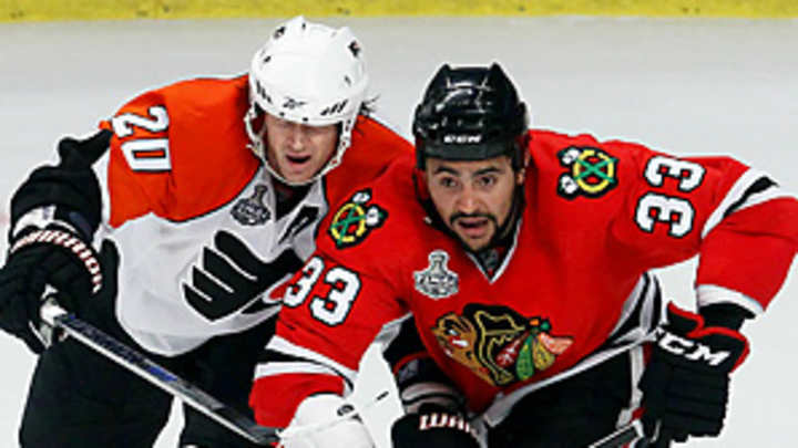 Hard-nosed Pronger turns soft as 'Hawks pummel Philly in Game 5