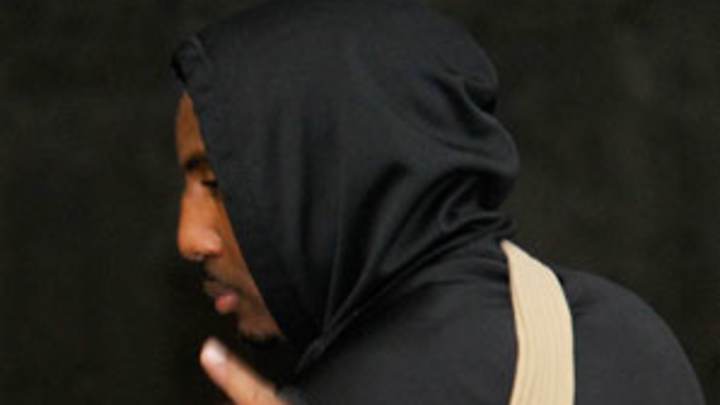 Another loss, another Knicks injury -- this one self-inflicted