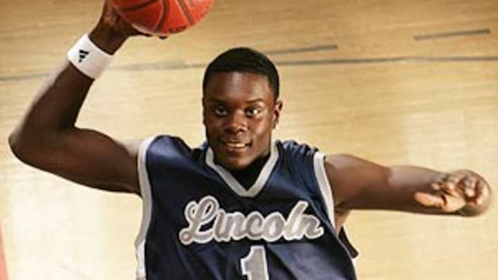 Stephenson signs financial-aid agreement with Cincinnati Stephenson signs financial-aid agreement with Cincinnati