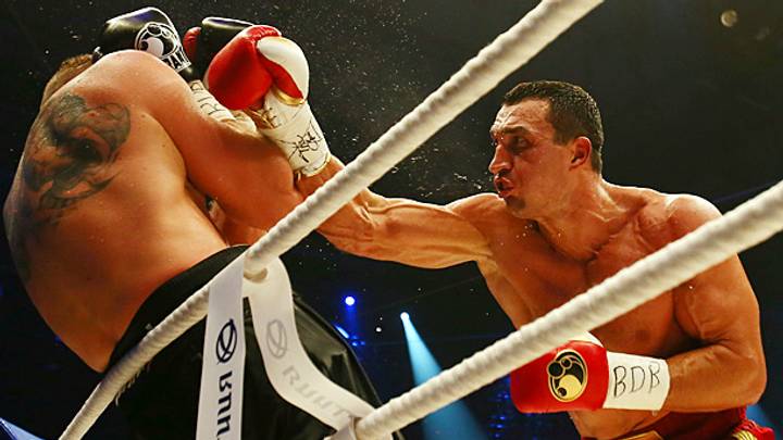 Klitschko retains titles in overwhelming fashion by stopping Wach