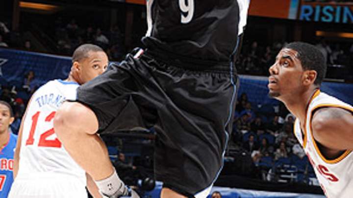 Timberwolves exercise options on Rubio, Williams