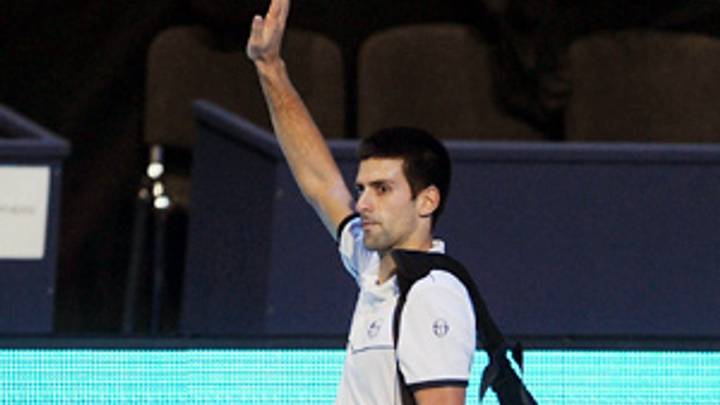 Djokovic fails to qualify; London semis set