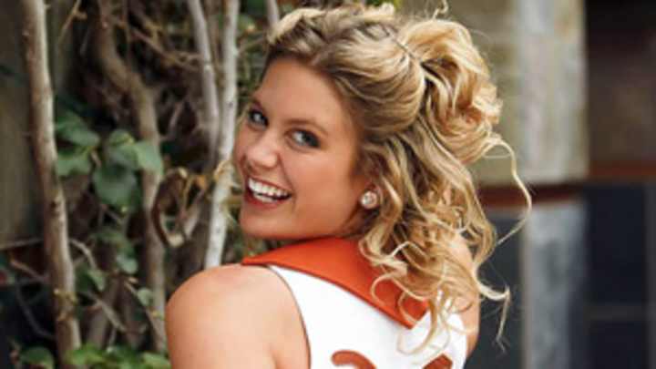 Cheerleader of the Week: University of Texas' Kate