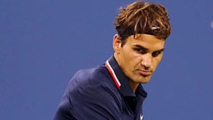 Top-ranked Federer sweeps Young out of U.S. Open in opening round