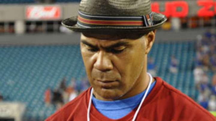 Reporter for a day: Junior Seau impressed with Florida's Spikes Reporter for a day: Junior Seau impressed with Florida's Spikes