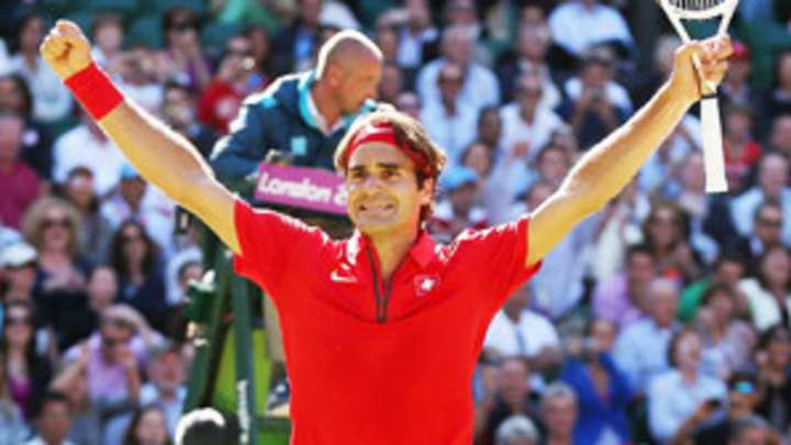 Federer tops Del Potro in marathon set to clinch medal, reach final