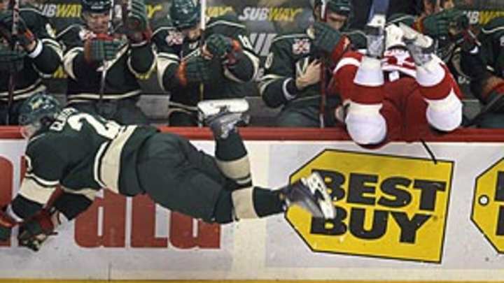 Clutterbuck's a hit in Minnesota Clutterbuck's a hit in Minnesota