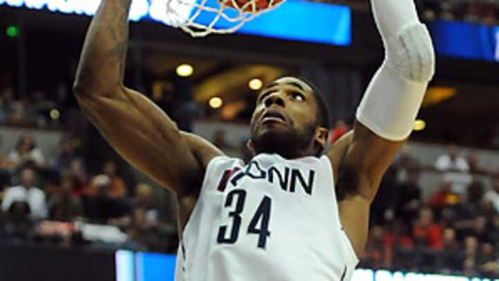 Quiet Oriakhi emerges for UConn