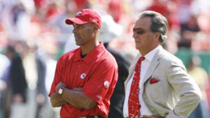 Bitter end shouldn't define Carl Peterson's legacy in Kansas City