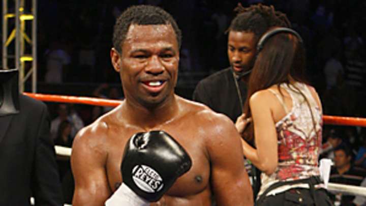 Mosley-Mayweather adds spice to unflattering fight sked for 2010