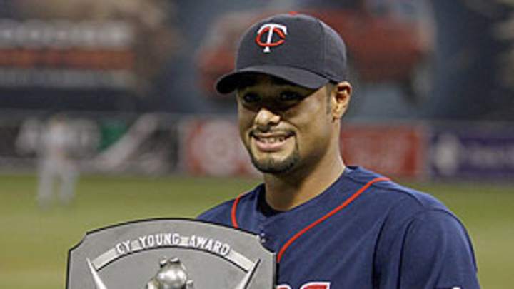 In winning Cy Young, Hernandez avoids fate of past voting injustices