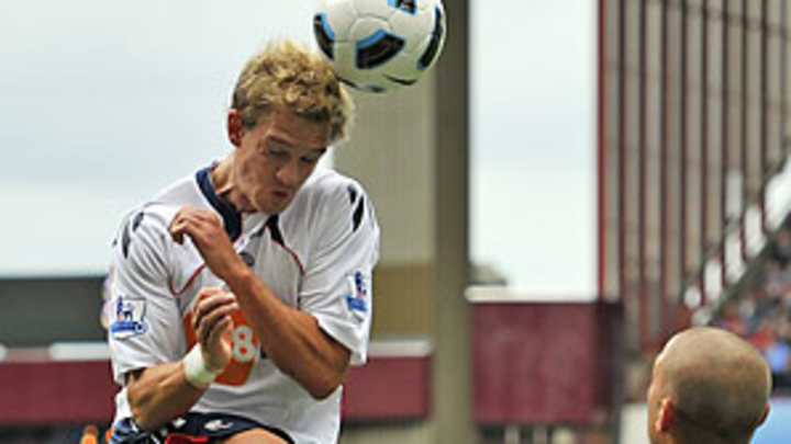 Americans Abroad: Dempsey scores again, Agbossoumonde team-less