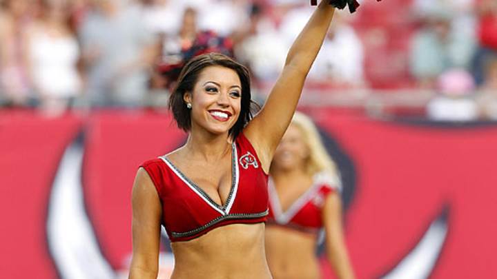 NFL Cheerleaders: Week 6
