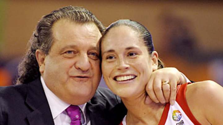 The murky world of hoops magnate Shabtai von Kalmanovic The murky world of hoops magnate Shabtai von Kalmanovic