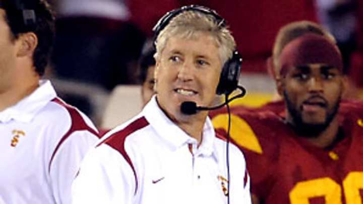 Twitter craze catching on among copycat college football coaches