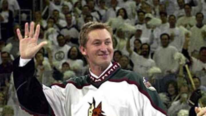 Like a phoenix, Wayne Gretzky will rise from Coyotes ashes