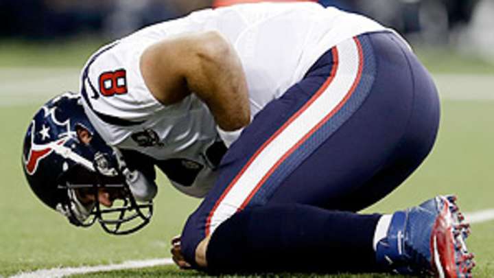 Suh draws attention for hitting Schaub below belt