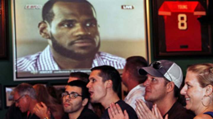 With fans only in Miami now, pressure's on LeBron to win it all