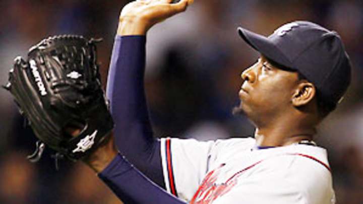 Rays complete trade with Braves, bringing RHP Soriano to Tampa Bay