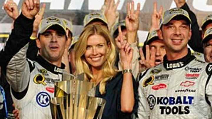 Economic woes lurk as Johnson celebrates, weekend wrapup Economic woes lurk as Johnson celebrates, weekend wrapup