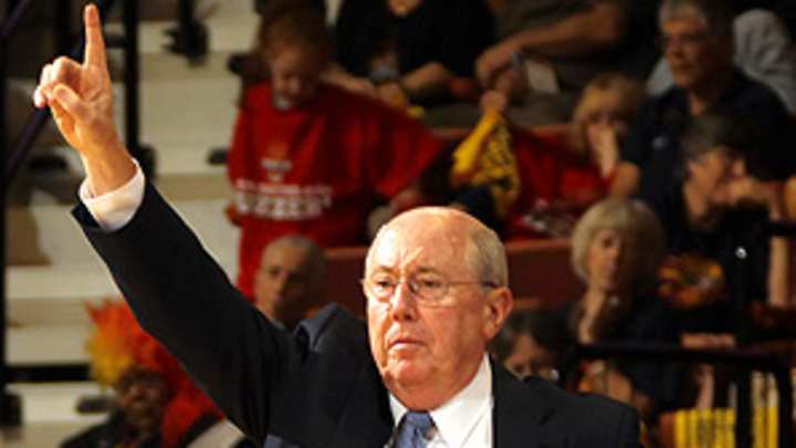 Washington Mystics hire Mike Thibault as head coach and GM