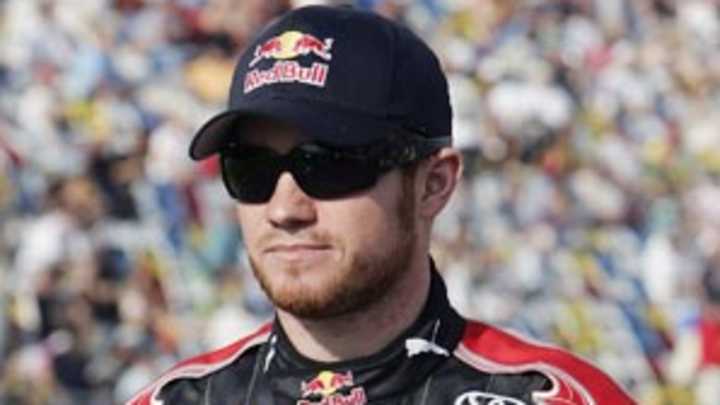 Vickers, Johnson favored as NASCAR hits Chicago