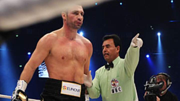 Failed challenger Solis cheated everyone if he knew about injury