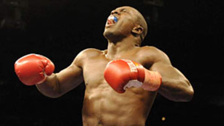 October in Review: Berto an undeserving victim of fan backlash