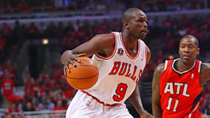 Rose, Deng rise up in Game 5 win Rose, Deng rise up in Game 5 win