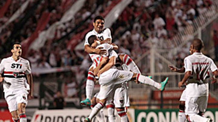 Sao Paulo reaches Copa Sudamericana semifinals Sao Paulo reaches Copa Sudamericana semifinals