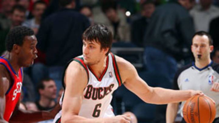 Roundtable: Bogut-less Bucks, Nellie's legacy, more NBA musings Roundtable: Bogut-less Bucks, Nellie's legacy, more NBA musings