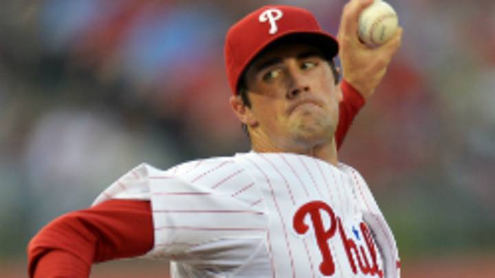 Report: Phillies, Cole Hamels hit snag in long-term contract negotiations Report: Phillies, Cole Hamels hit snag in long-term contract negotiations