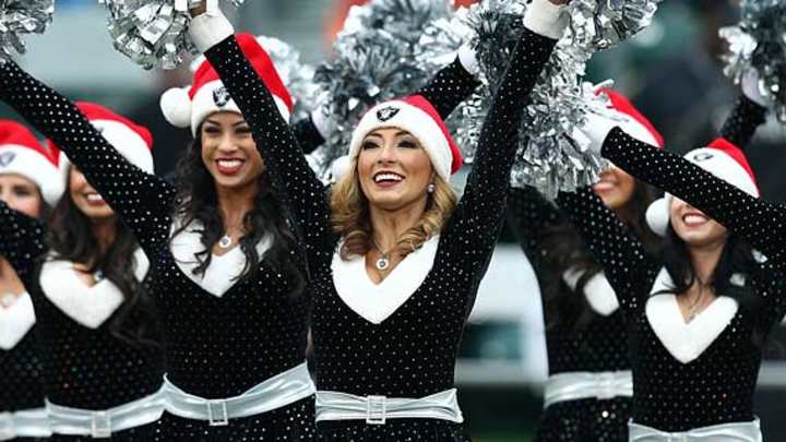 NFL Cheerleaders: Week 15 NFL Cheerleaders: Week 15