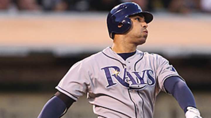 Cubs set to sign first baseman Pena