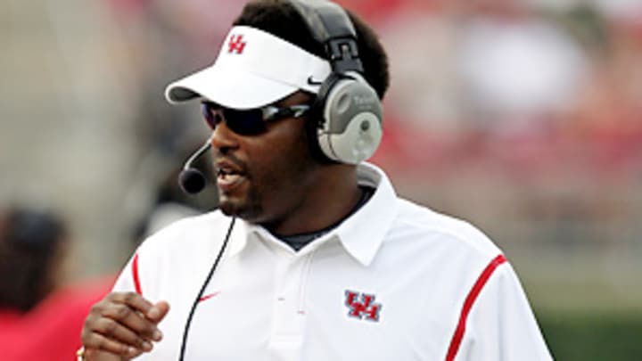 Coach Sumlin, QB Keenum have Houston back on national stage