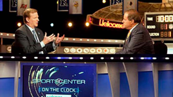 ESPN should change up its lead broadcast team for 2011 NFL Draft ESPN should change up its lead broadcast team for 2011 NFL Draft