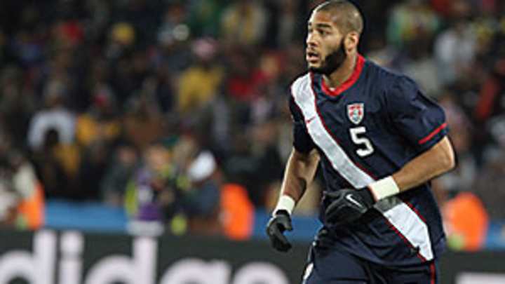 Onyewu enjoying run with Dutch club; more Americans Abroad